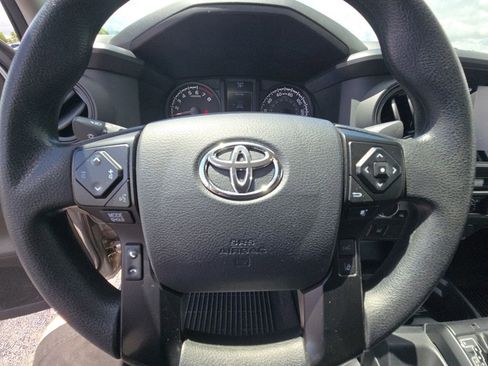 Used 2023 Toyota Tacoma SR AWD/4WD image 15