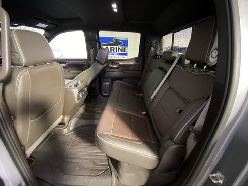 Used 2024 GMC Sierra 1500 Denali w/ Technology Package AWD/4WD image 31