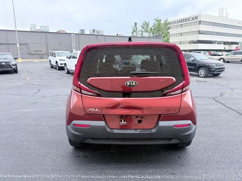 Used 2020 Kia Soul LX FWD image 4