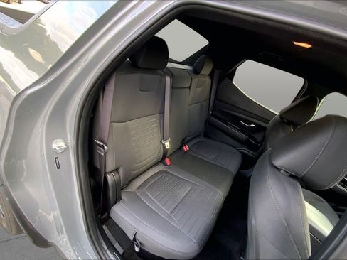 Used 2023 Hyundai Santa Cruz SEL AWD/4WD image 19