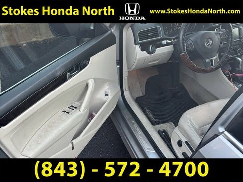 Used 2014 Volkswagen Passat TDI SEL Premium image 6