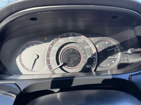 Used 2014 Honda Accord EX image 21