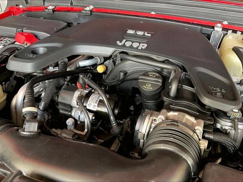 Used 2021 Jeep Wrangler Unlimited Sport AWD/4WD image 27