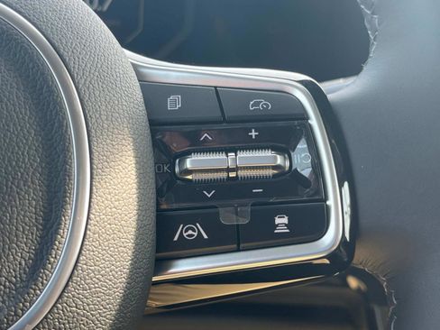 New 2026 Kia Carnival SX Prestige FWD image 33