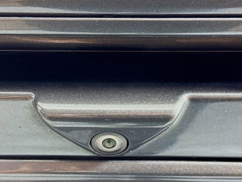 Used 2018 Ford F150 Lariat image 37