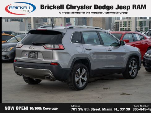 Used 2019 Jeep Cherokee Limited w/ Luxury Group image 5