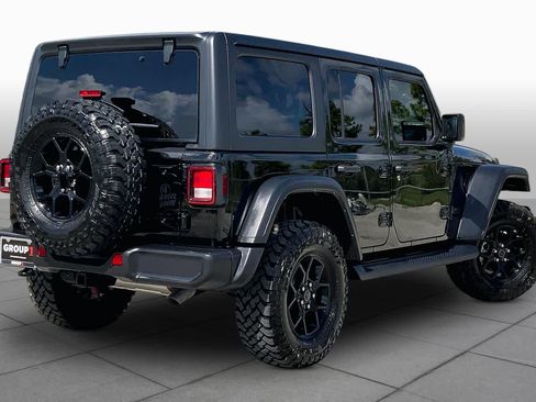 Used 2024 Jeep Wrangler Unlimited Sport AWD/4WD image 13