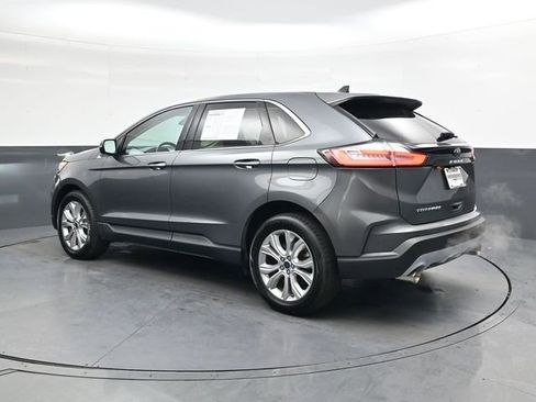 Used 2022 Ford Edge Titanium w/ Equipment Group 301A image 5