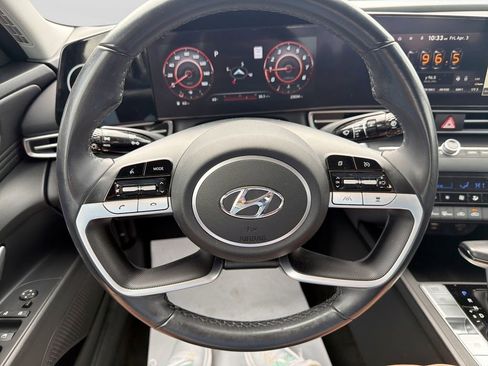 Certified 2023 Hyundai Elantra Limited image 19