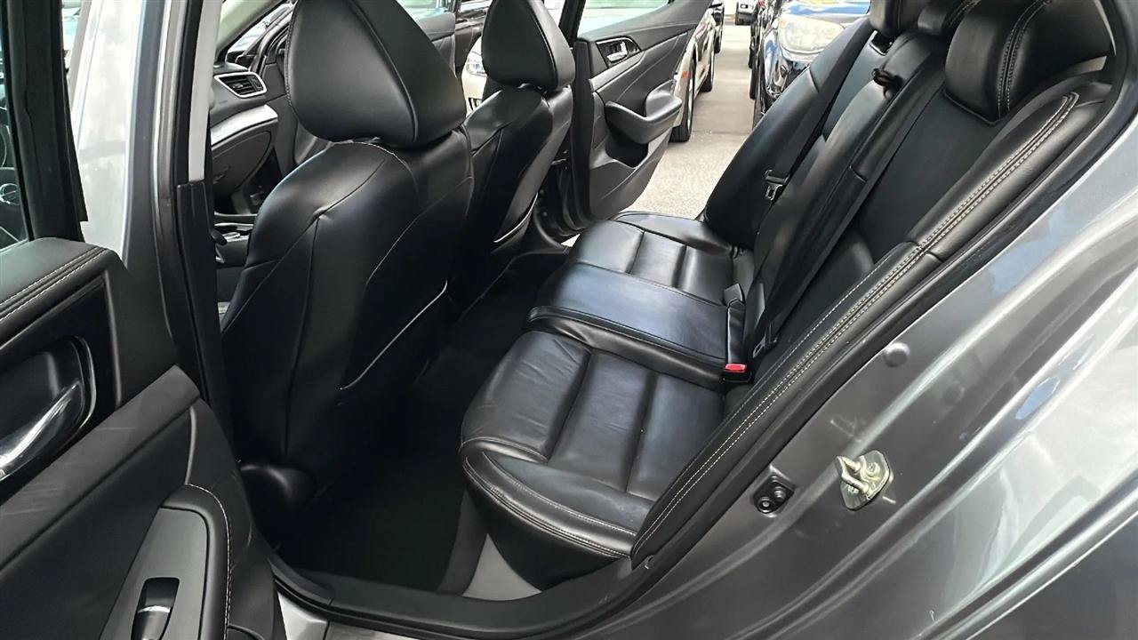Used 2016 Nissan Maxima 3.5 SL FWD image 21