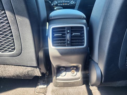 Used 2022 Kia Sportage EX image 18