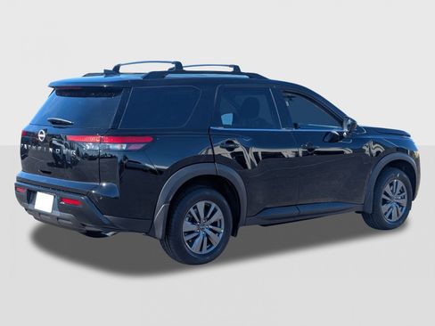 New 2026 Nissan Pathfinder SV image 6