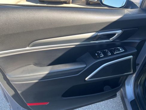 Used 2022 Kia Telluride LX image 7