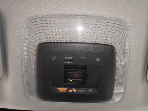 Certified 2023 Toyota Prius LE FWD image 18