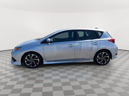 Used 2018 Toyota Corolla iM w/ All-Weather Mat Package FWD image 6