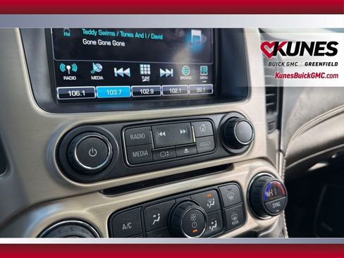 Used 2018 GMC Yukon XL Denali image 24