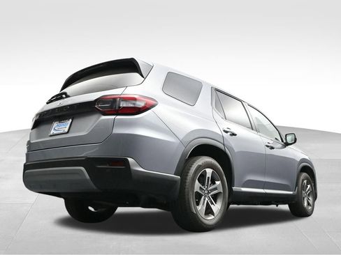 Used 2025 Honda Pilot EX-L image 42