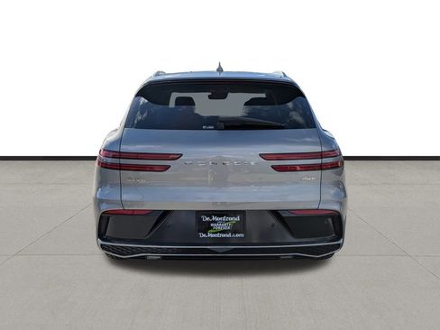 New 2026 Genesis GV70 2.5T image 6