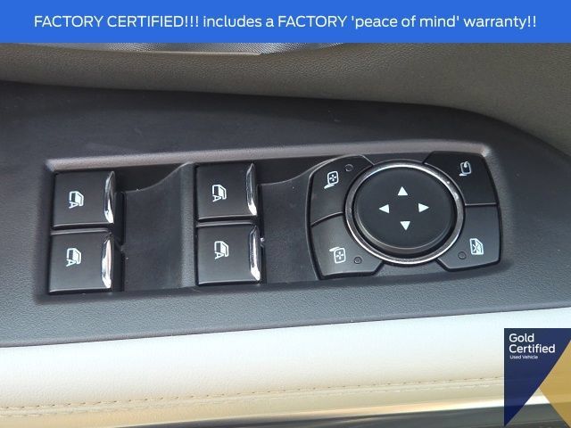 Used 2025 Ford Expedition Platinum w/ Driver's Package AWD/4WD image 31