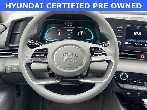 Certified 2025 Hyundai Elantra Blue image 23