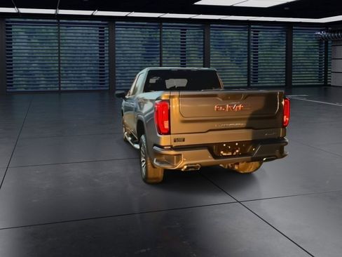 Used 2021 GMC Sierra 1500 AT4 w/ AT4 Value Package image 7