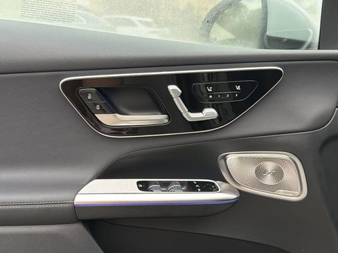 New 2026 Mercedes-Benz GLC 300 4MATIC image 24