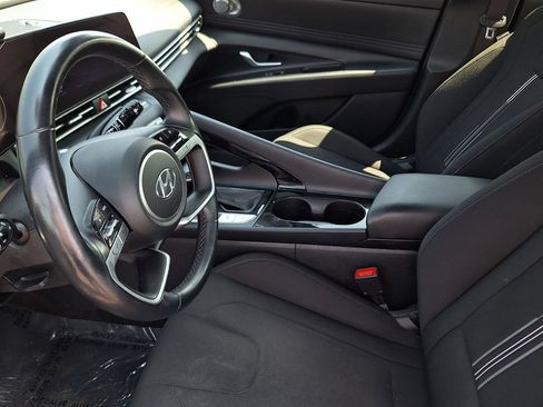 Certified 2023 Hyundai Elantra SEL w/ Convenience Package FWD image 10