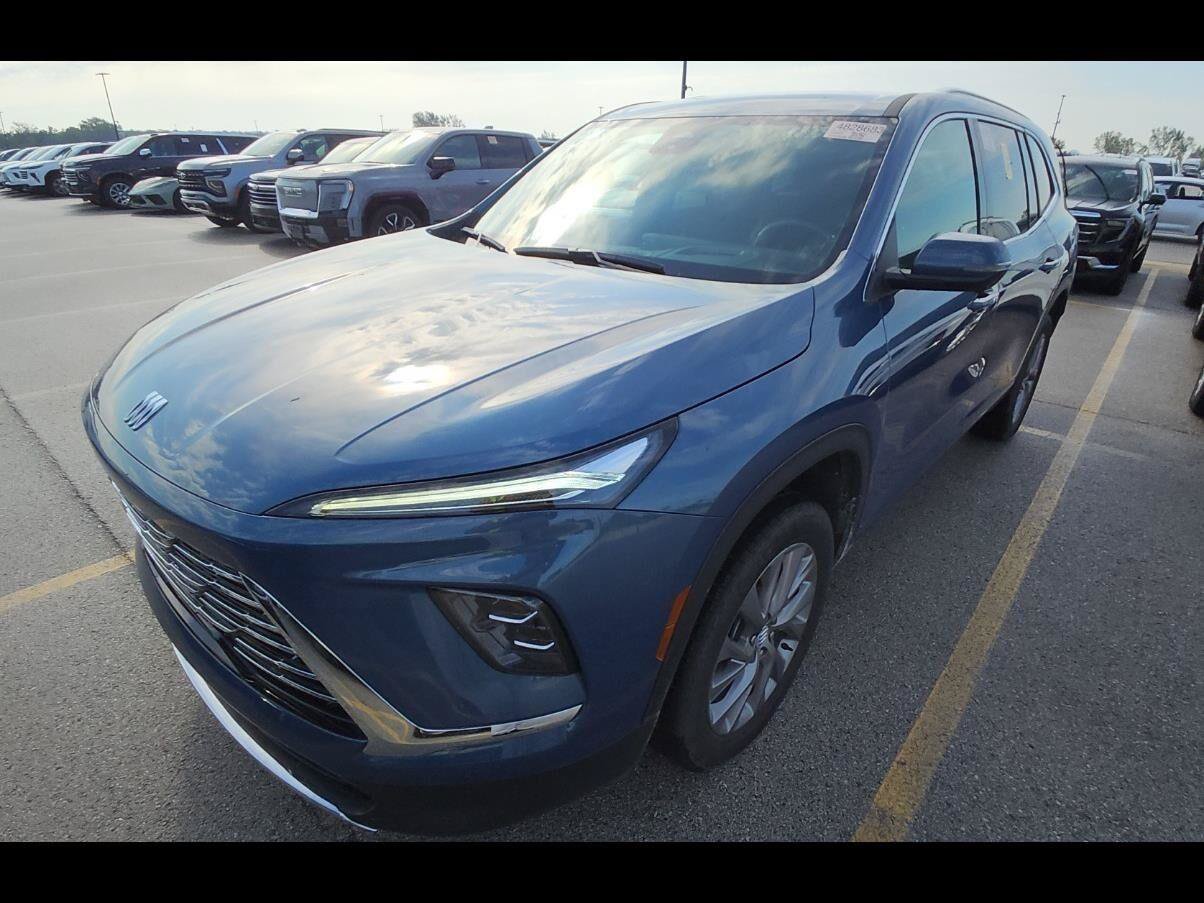 Used 2026 Buick Enclave Preferred w/ Power Package AWD/4WD image 1