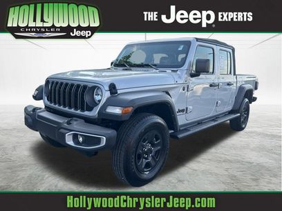 Used 2024 Jeep Gladiator Sport