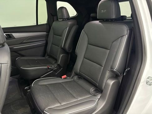 New 2026 Buick Enclave Sport Touring w/ Power Package AWD/4WD image 43