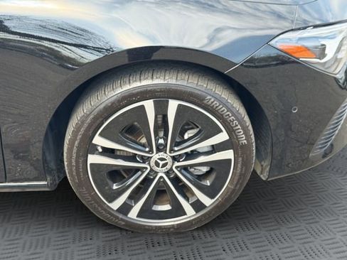 Used 2025 Mercedes-Benz CLA 250 4MATIC image 31