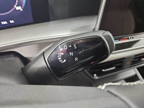 New 2026 Volkswagen Tiguan SE AWD/4WD image 23