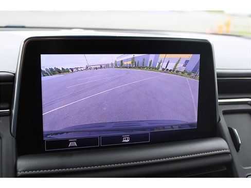 Used 2021 GMC Yukon SLT image 25