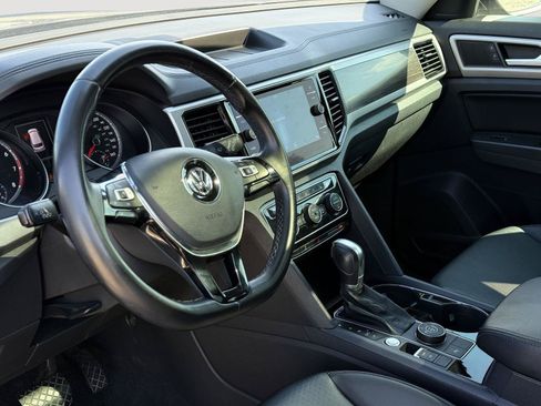 Used 2018 Volkswagen Atlas SEL AWD/4WD image 12