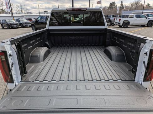 New 2026 GMC Sierra 2500 SLT w/ SLT Premium Package AWD/4WD image 36