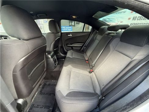 Used 2018 Dodge Charger R/T image 23