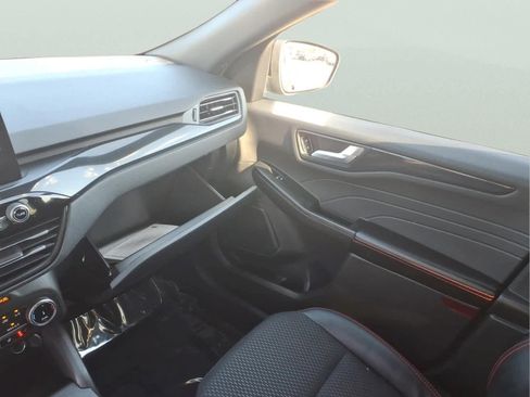 Used 2025 Ford Escape ST-Line Select AWD/4WD image 25