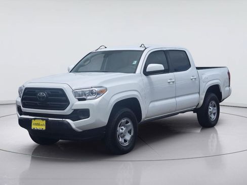 Used 2018 Toyota Tacoma SR w/ SR Convenience Package RWD image 1