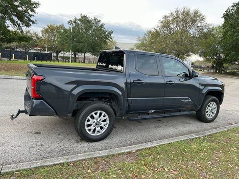 Certified 2024 Toyota Tacoma SR5 image 5
