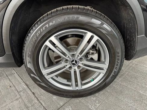 Used 2022 Mercedes-Benz GLC 300 image 4