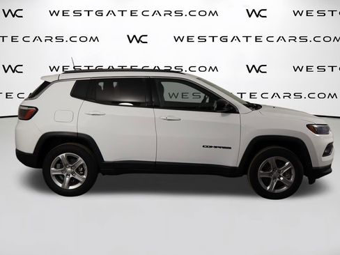 New 2024 Jeep Compass Latitude image 48