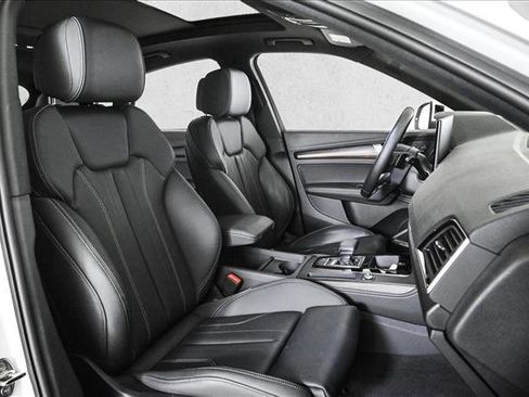 Certified 2024 Audi Q5 2.0T Premium Plus w/ Premium Plus Package image 22