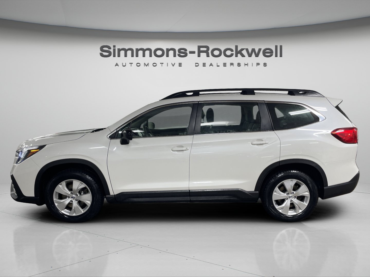 Used 2023 Subaru Ascent 8-Passenger AWD/4WD image 2