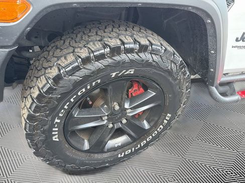 Used 2022 Jeep Wrangler Unlimited Sport image 34