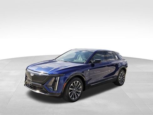 New 2026 Cadillac Lyriq Sport image 2