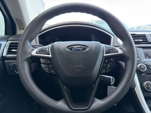 Used 2014 Ford Fusion S image 19