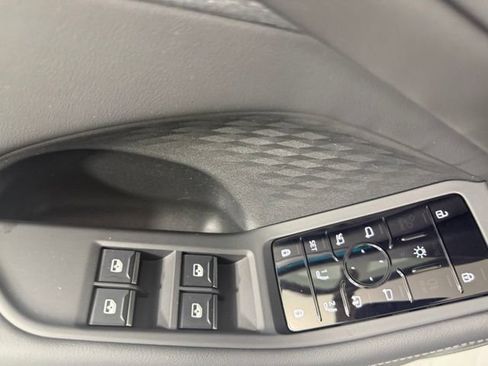 Used 2025 Audi A5 2.0T Premium w/ Convenience Package AWD/4WD image 19