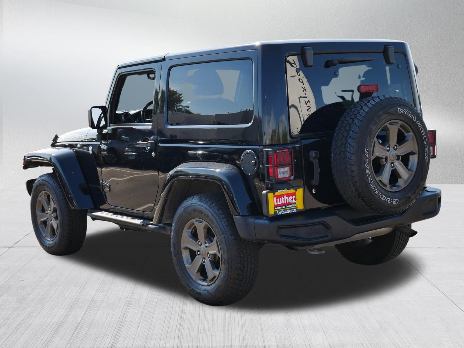 Used 2018 Jeep Wrangler Sport AWD/4WD image 5