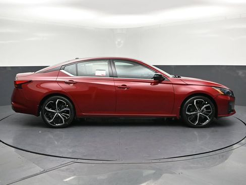 New 2026 Nissan Altima 2.5 SR FWD image 26