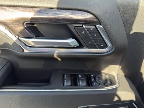 New 2026 Chevrolet Silverado 2500 LTZ w/ LTZ Convenience Package image 11